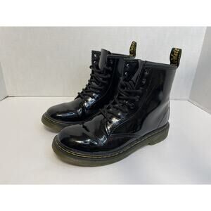 Dr. Martens 1460 J Patent Leather Black Boots Youth 5 Women 7 Doc Martens